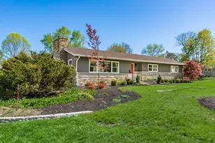 2200 Johnston Rd, Columbus, OH 43220 - Photo 1