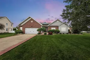 3040 Clifford Ave, Ashville, OH 43103 - Photo 1