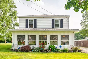 929 Dayton Ave NW, Washington Court House, OH 43160 - Photo 1