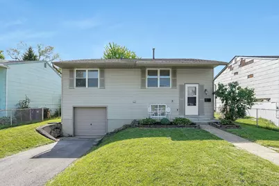 3935 Hillman Road W, Columbus, OH 43207 - Photo 1