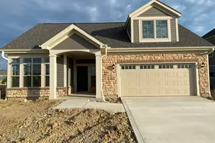 5647 Embassy Dr, Hilliard, OH 43026 - Photo 1