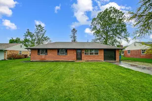 642 Comfort Ln, Washington Court House, OH 43160 - Photo 1