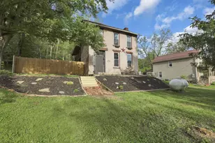 998 Wayne Ave, Zanesville, OH 43701 - Photo 1