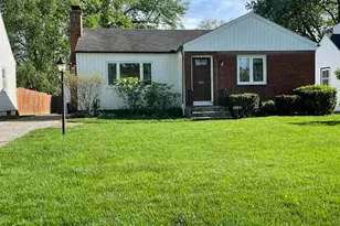 635 E Dominion Blvd, Columbus, OH 43214 - Photo 1