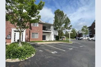 6155 Pelican Pointe #103, Columbus, OH 43231 - Photo 1