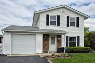 840 Bradwell Dr, Columbus, OH 43207 - Photo 1