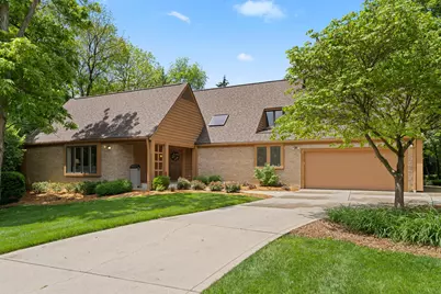 3715 Surrey Hill Place, Upper Arlington, OH 43220 - Photo 1