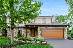 1672 Flat Rock Ct, Columbus, OH 43235 - Photo 1