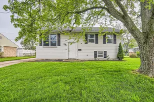 4736 Arnold Ave, Columbus, OH 43228 - Photo 1