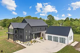 3318 S County Line Rd, Johnstown, OH 43031 - Photo 1