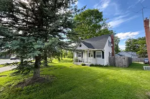 908 W 5th St, Marysville, OH 43040 - Photo 1