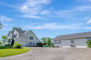 7881 Dorsey Mill Rd SE, Heath, OH 43056 - Photo 1