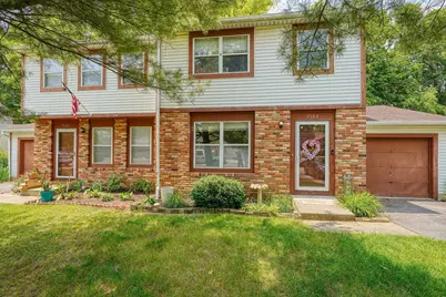 7581-7583 Pickett Lane, Columbus, OH 43235 - Photo 1