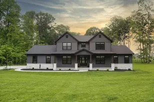 9553 Woodridge Cir, Fredericktown, OH 43019 - Photo 1