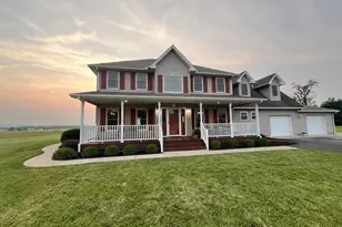 163 Scottland Dr, Chillicothe, OH 45601 - Photo 1