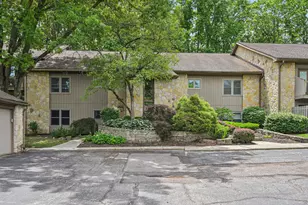 3137 Griggsview Ct, Columbus, OH 43221 - Photo 1