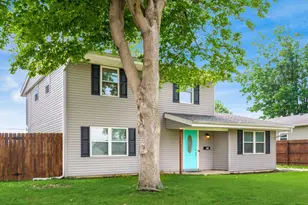 5186 Meadowbrook Dr, Columbus, OH 43207 - Photo 1