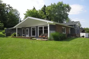 470 Beacon Rd, Newark, OH 43055 - Photo 1
