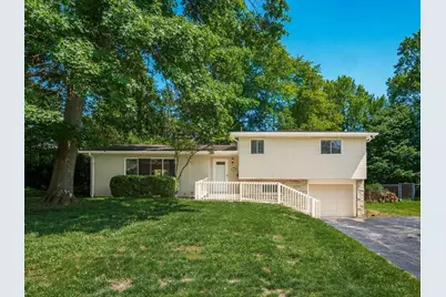 1098 Stanhope Drive, Columbus, OH 43221 - Photo 1