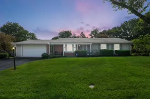 954 Circle Dr, Circleville, OH 43113 - Photo 1