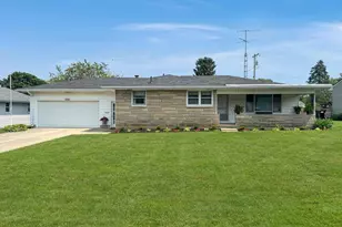 834 Amherst Dr, Urbana, OH 43078 - Photo 1