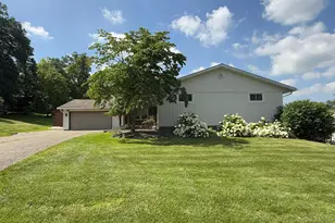1819 Walnut Rd, Heath, OH 43056 - Photo 1