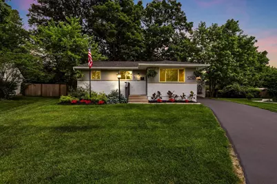 5252 Roche Place, Columbus, OH 43229 - Photo 1
