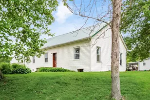 215 S Market St, Somerset, OH 43783 - Photo 1