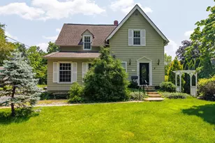 670 Greenwich St, Worthington, OH 43085 - Photo 1