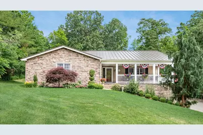 8 Manor Drive, Cambridge, OH 43725 - Photo 1