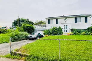 662 Bartfield Dr, Columbus, OH 43207 - Photo 1