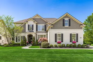 4556 Hickory Rock Dr, Powell, OH 43065 - Photo 1