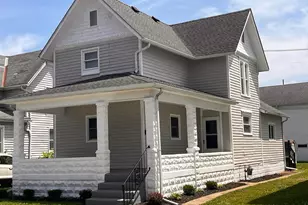 566 Maple Ave, Newark, OH 43055 - Photo 1
