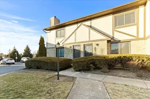 2361 McCauley Ct, Columbus, OH 43220 - Photo 1