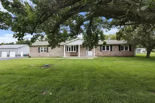 3912 Oakmont Ln NE, Lancaster, OH 43130 - Photo 1