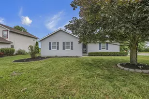 201 Christopher Ct, Hebron, OH 43025 - Photo 1
