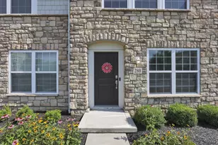 280 Autumn Ridge Cir, Pickerington, OH 43147 - Photo 1