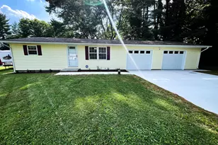 2065 Russell Dr, Zanesville, OH 43701 - Photo 1