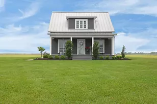 950 Knauss Rd, Bucyrus, OH 44820 - Photo 1