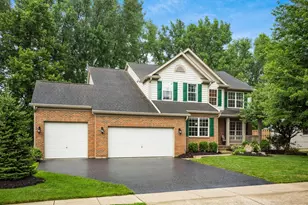 1879 Pinnacle Club Dr, Grove City, OH 43123 - Photo 1