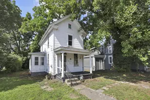 141 W Waterloo St, Canal Winchester, OH 43110 - Photo 1