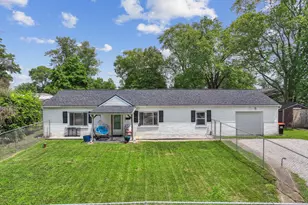 102 Leroy St, Buckeye Lake, OH 43008 - Photo 1