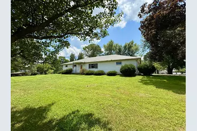 403 N Columbus Street, Somerset, OH 43783 - Photo 1