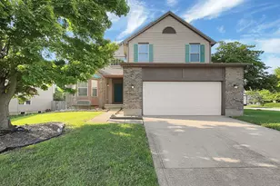 251 Wellington Pl SW, Pataskala, OH 43062 - Photo 1