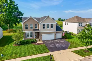 827 Arabian Cir, Marysville, OH 43040 - Photo 1