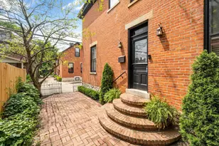 834 S Lazelle St, Columbus, OH 43206 - Photo 1