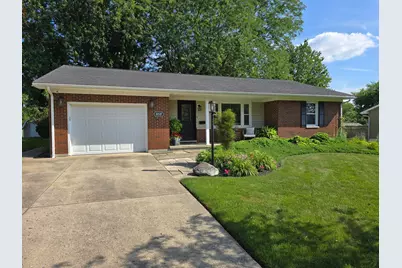 858 Crestview Drive, Bellefontaine, OH 43311 - Photo 1