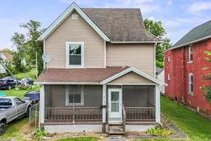 458 Wayne St, Mansfield, OH 44902 - Photo 1