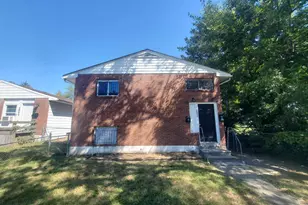 2892 E 11th Ave, Columbus, OH 43219 - Photo 1