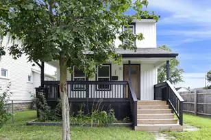 224 N Oakley Ave, Columbus, OH 43204 - Photo 1